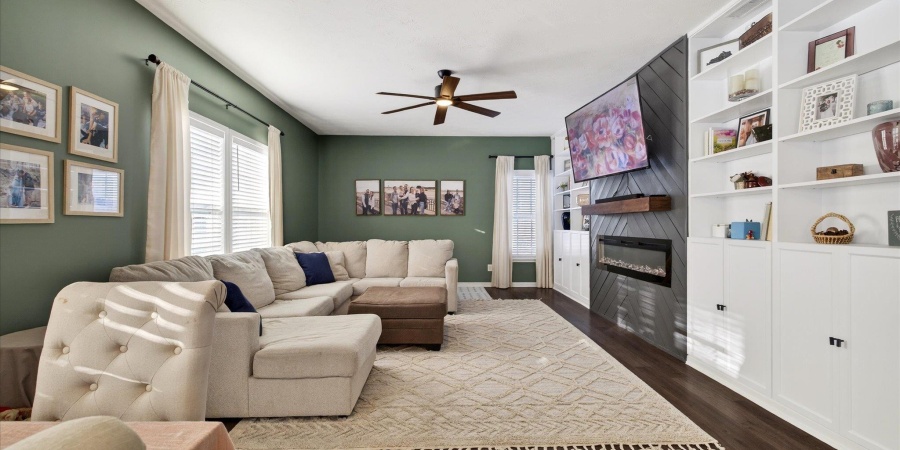 6225 N Lawrence Lane, Ellettsville, Indiana 47429,MLS,202602925