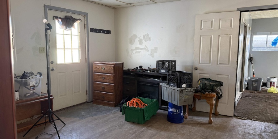 319 E Frank Street, Mitchell, Indiana 47446,MLS,202603053