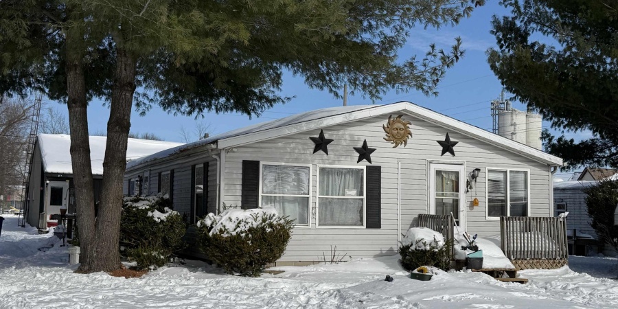 319 E Frank Street, Mitchell, Indiana 47446,MLS,202603053