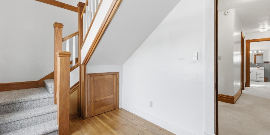 1202 E Maxwell Lane, Bloomington, Indiana 47401,MLS,202603057