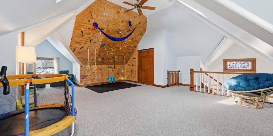 1202 E Maxwell Lane, Bloomington, Indiana 47401,MLS,202603057