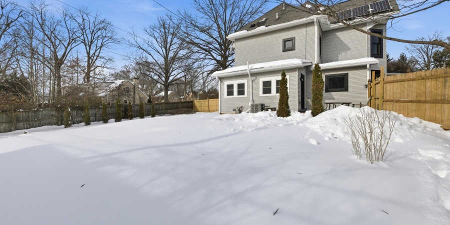 1202 E Maxwell Lane, Bloomington, Indiana 47401,MLS,202603057