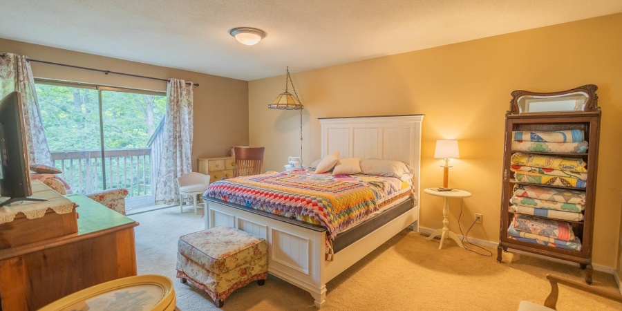 9451 S Pointe Lasalles Drive, Bloomington, Indiana 47401,MLS,202603078