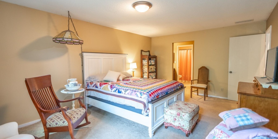 9451 S Pointe Lasalles Drive, Bloomington, Indiana 47401,MLS,202603078