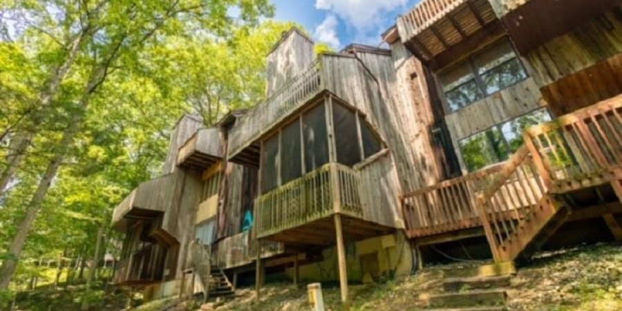 9451 S Pointe Lasalles Drive, Bloomington, Indiana 47401,MLS,202603078