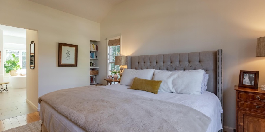 2410 E Cedarwood Court, Bloomington, Indiana 47401,MLS,202603090