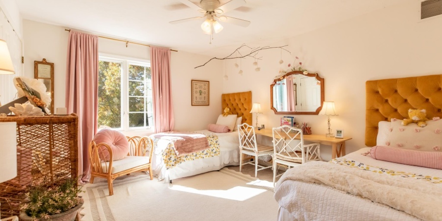 2410 E Cedarwood Court, Bloomington, Indiana 47401,MLS,202603090