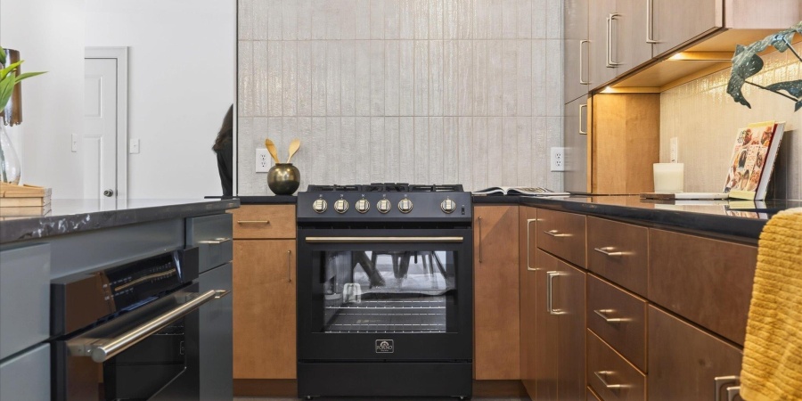 301 E Glendora Drive, Bloomington, Indiana 47408-1133,MLS,202603129