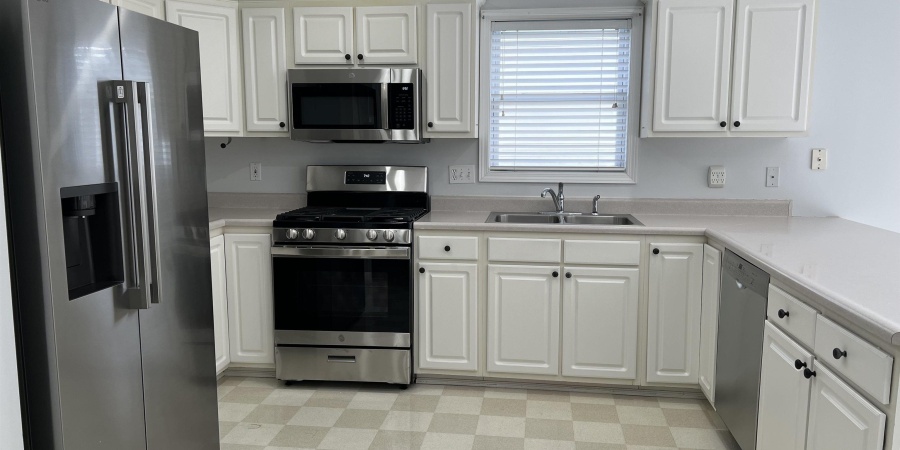 4514 E Compton Boulevard, Bloomington, Indiana 47401,MLS,202530246