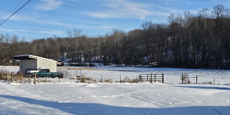 3354 E Ore Branch Road, Bloomfield, Indiana 47424,MLS,202603197