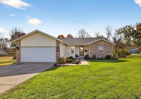 1217 W Woodhill Drive, Bloomington, Indiana 47403,MLS,202603202