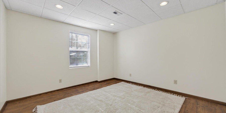 1217 W Woodhill Drive, Bloomington, Indiana 47403,MLS,202603202