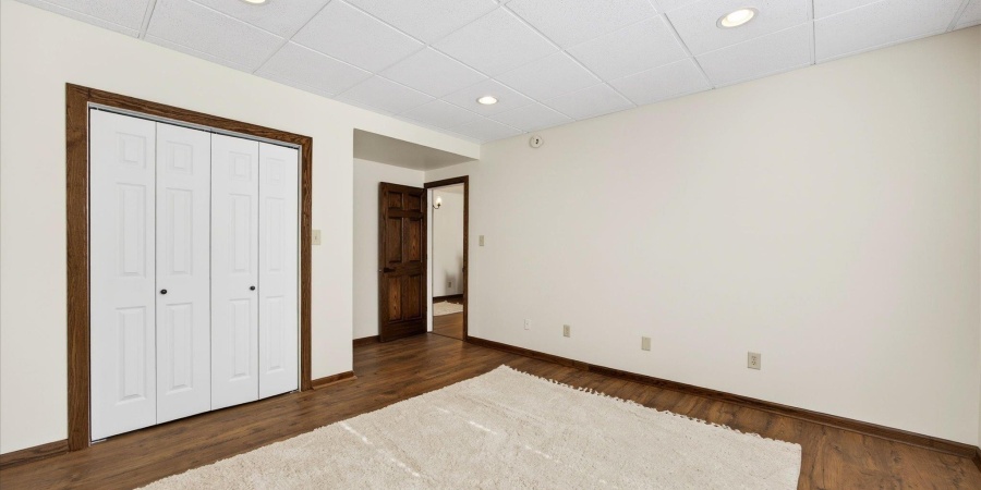 1217 W Woodhill Drive, Bloomington, Indiana 47403,MLS,202603202