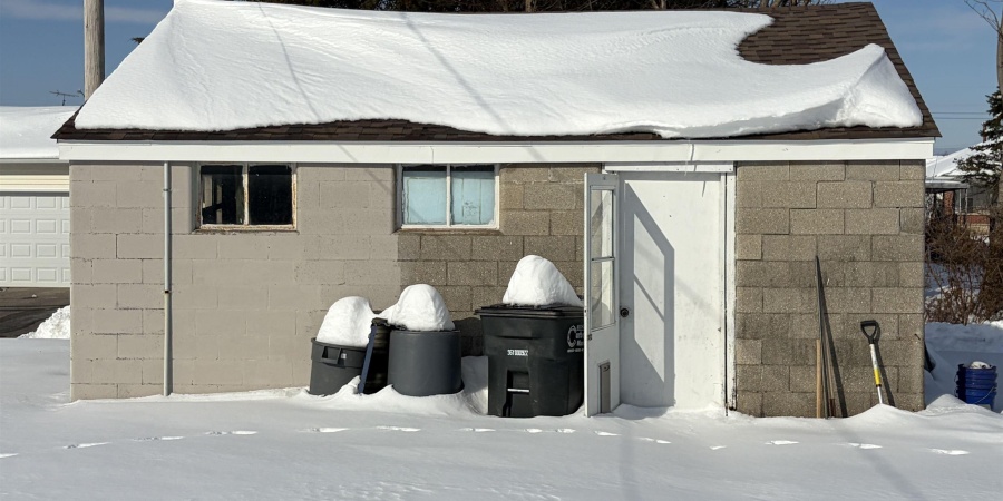 1523 4th Street, Bedford, Indiana 47421,MLS,202603219