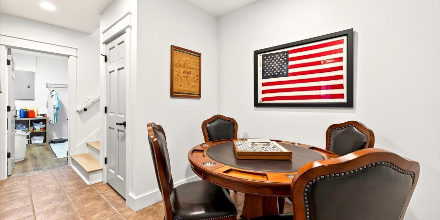 9428 S Harbour Pointe Drive, Bloomington, Indiana 47401,MLS,202603224