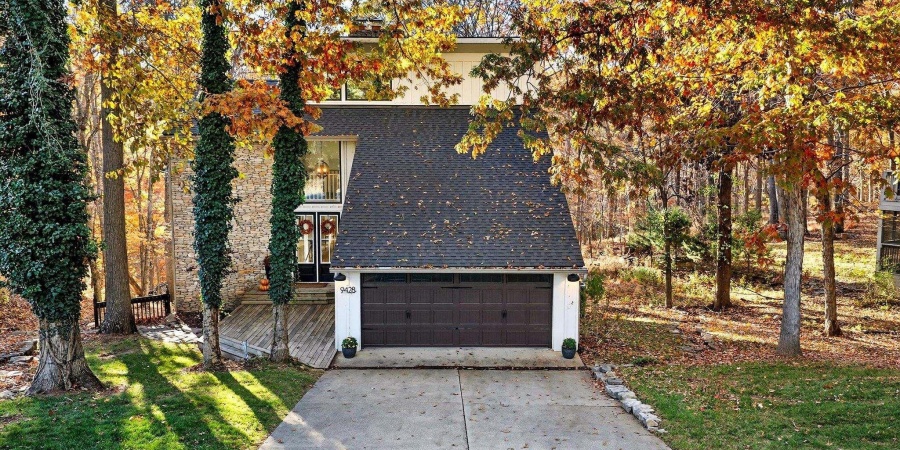 9428 S Harbour Pointe Drive, Bloomington, Indiana 47401,MLS,202603224