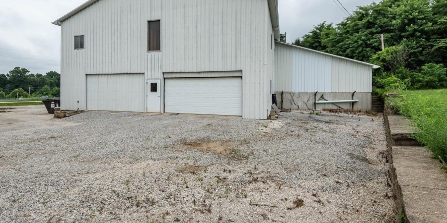 8300 N Wayport Road, Bloomington, Indiana 47408,MLS,202603304