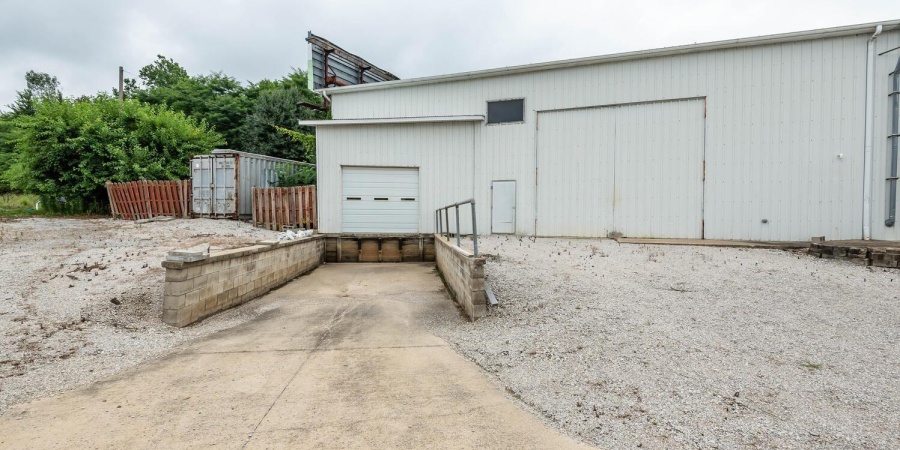 8300 N Wayport Road, Bloomington, Indiana 47408,MLS,202603304