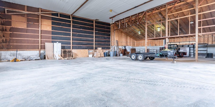 8300 N Wayport Road, Bloomington, Indiana 47408,MLS,202603304