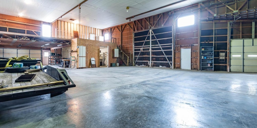 8300 N Wayport Road, Bloomington, Indiana 47408,MLS,202603304