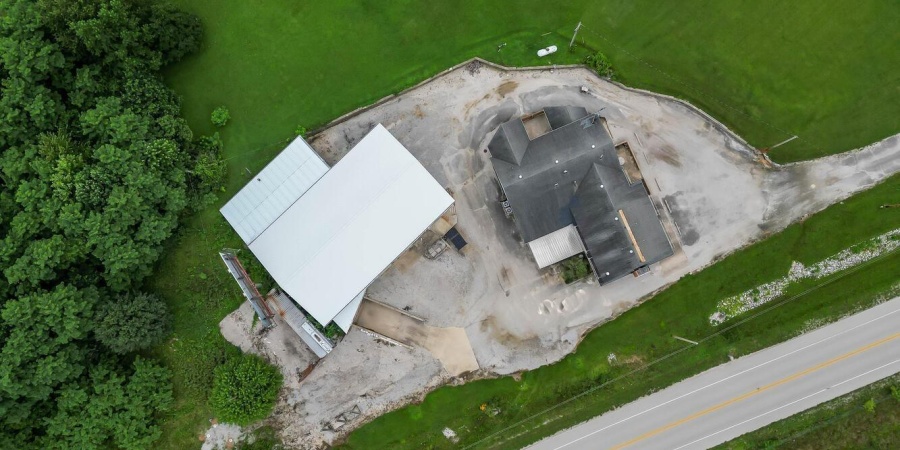 8300 N Wayport Road, Bloomington, Indiana 47408,MLS,202603304