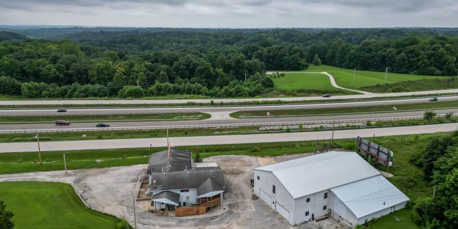 8300 N Wayport Road, Bloomington, Indiana 47408,MLS,202603304