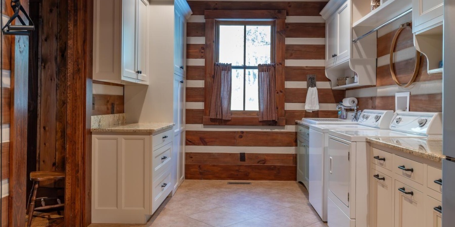 1901 E Lukes Court, Bloomington, Indiana 47401,MLS,202603295