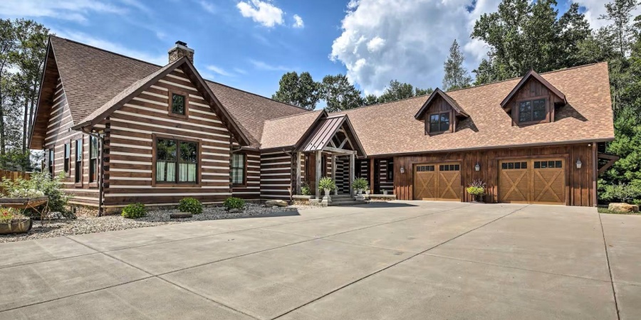 1901 E Lukes Court, Bloomington, Indiana 47401,MLS,202603295