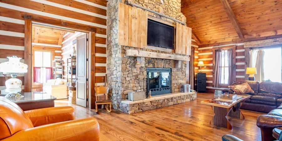 1901 E Lukes Court, Bloomington, Indiana 47401,MLS,202603295