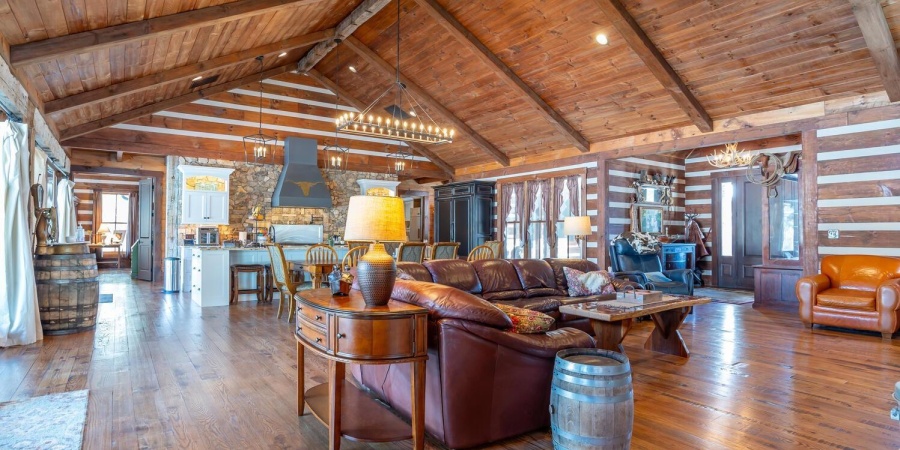 1901 E Lukes Court, Bloomington, Indiana 47401,MLS,202603295