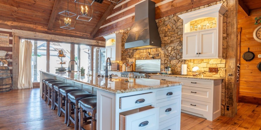 1901 E Lukes Court, Bloomington, Indiana 47401,MLS,202603295