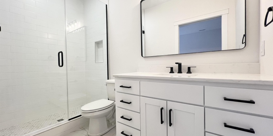 2106 Aruba Drive, Bedford, Indiana 47421,MLS,202603300