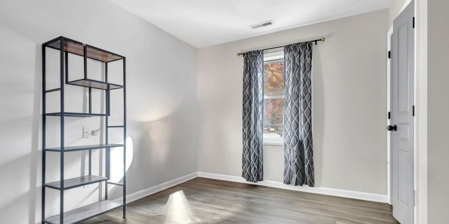 1004 W Burma Road, Bloomington, Indiana 47404-9455,MLS,202603344