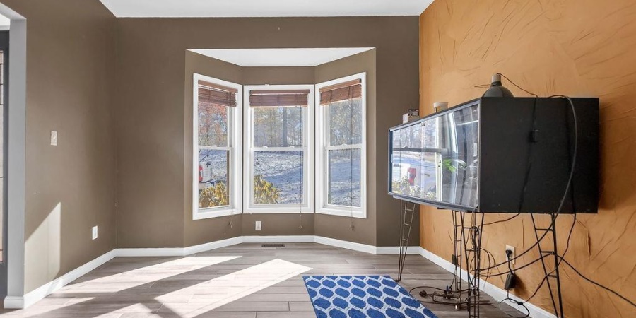 1004 W Burma Road, Bloomington, Indiana 47404-9455,MLS,202603344