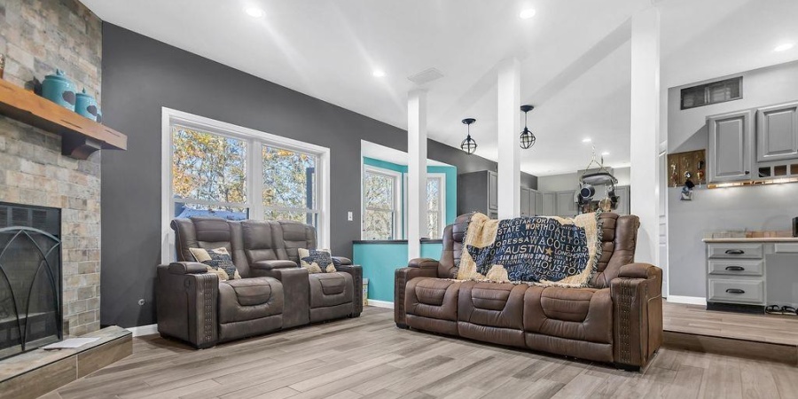 1004 W Burma Road, Bloomington, Indiana 47404-9455,MLS,202603344