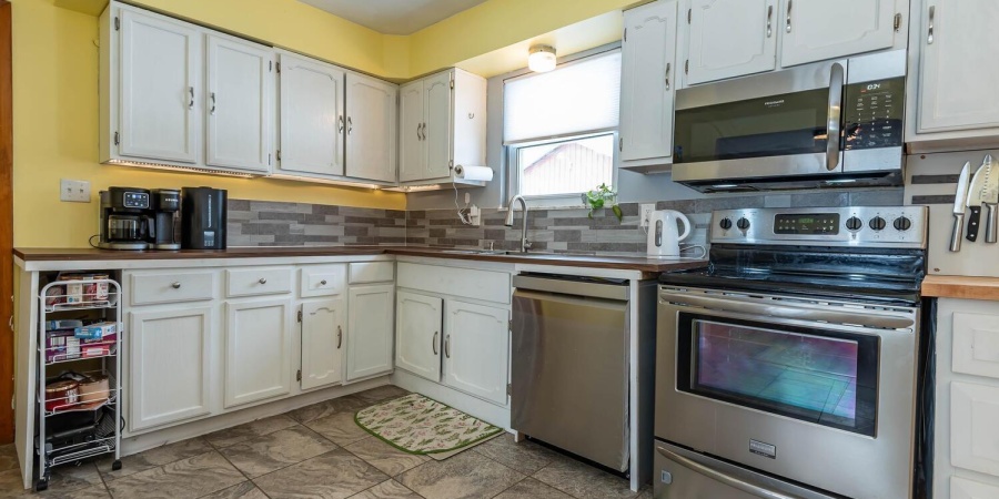 1161 Hollace Chastain Road, Mitchell, Indiana 47446-5968,MLS,202603369