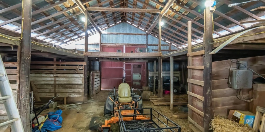 1161 Hollace Chastain Road, Mitchell, Indiana 47446-5968,MLS,202603369