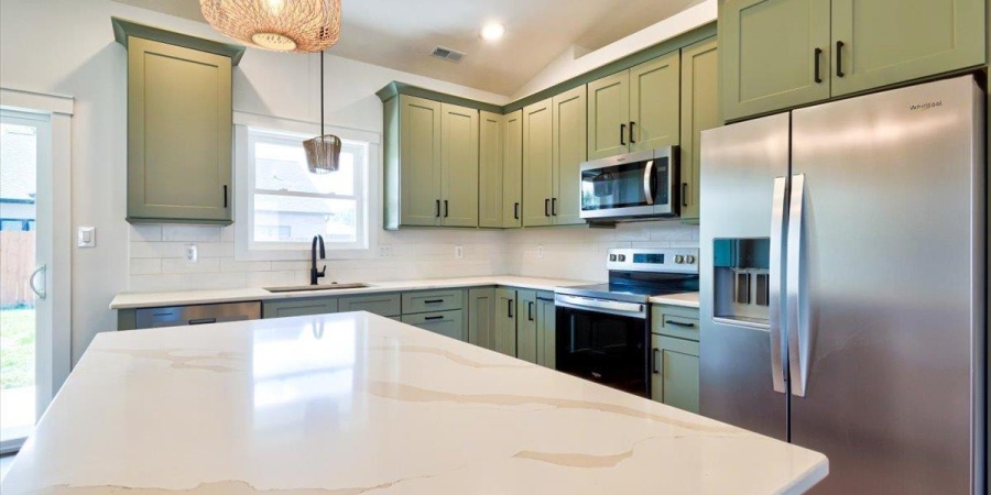 2102 Aruba Drive, Bedford, Indiana 47421,MLS,202603384