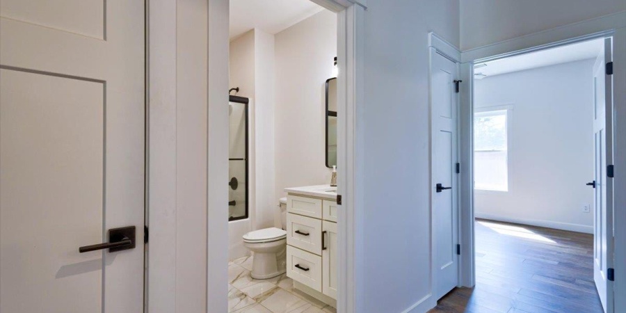 2102 Aruba Drive, Bedford, Indiana 47421,MLS,202603384