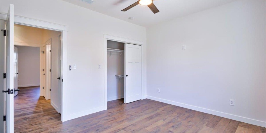 2102 Aruba Drive, Bedford, Indiana 47421,MLS,202603384