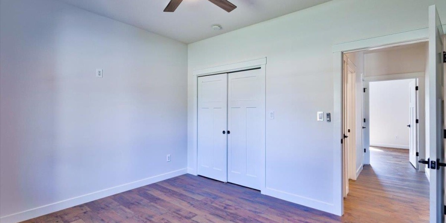 2102 Aruba Drive, Bedford, Indiana 47421,MLS,202603384