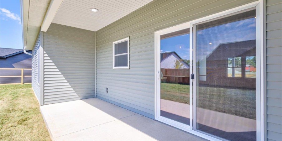 2102 Aruba Drive, Bedford, Indiana 47421,MLS,202603384