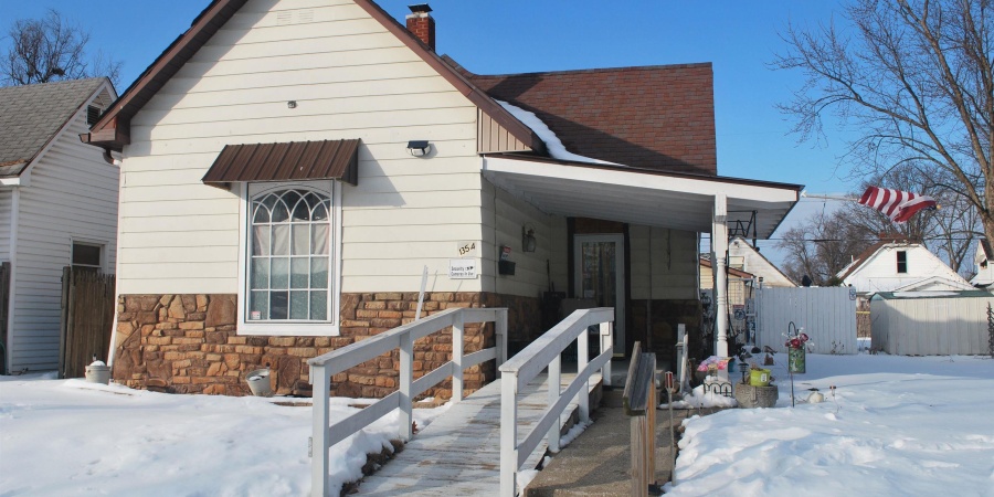 1354 4th Avenue, Terre Haute, Indiana 47807,MLS,202603440