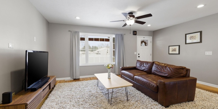 390 Hickory Heights Drive, Bedford, Indiana 47421,MLS,202603481