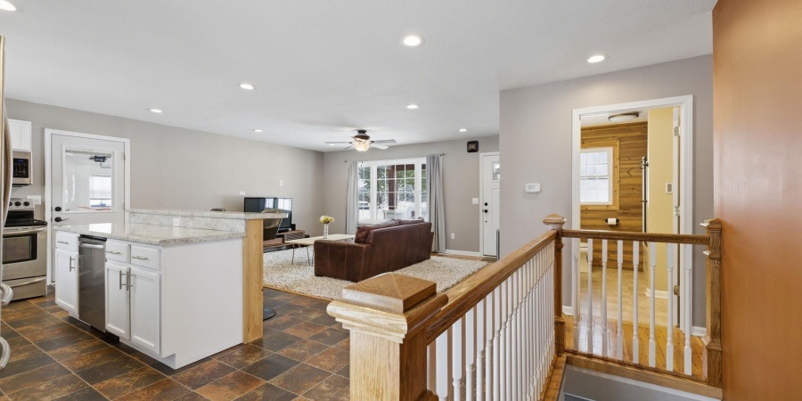 390 Hickory Heights Drive, Bedford, Indiana 47421,MLS,202603481