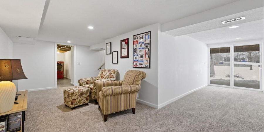 390 Hickory Heights Drive, Bedford, Indiana 47421,MLS,202603481