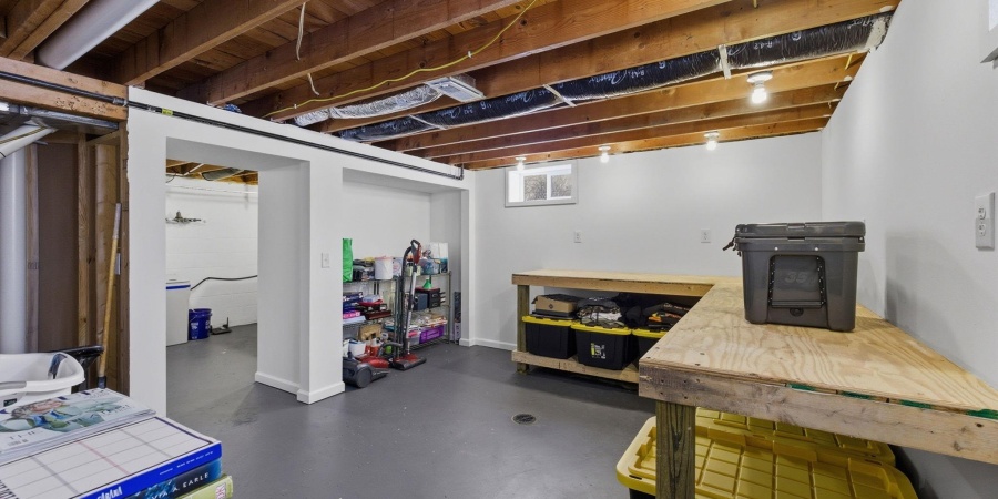 390 Hickory Heights Drive, Bedford, Indiana 47421,MLS,202603481