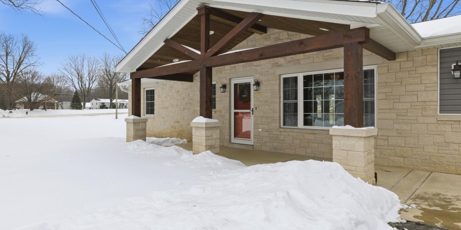 390 Hickory Heights Drive, Bedford, Indiana 47421,MLS,202603481