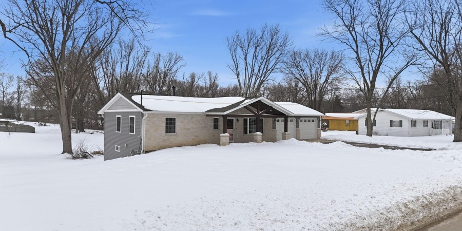 390 Hickory Heights Drive, Bedford, Indiana 47421,MLS,202603481
