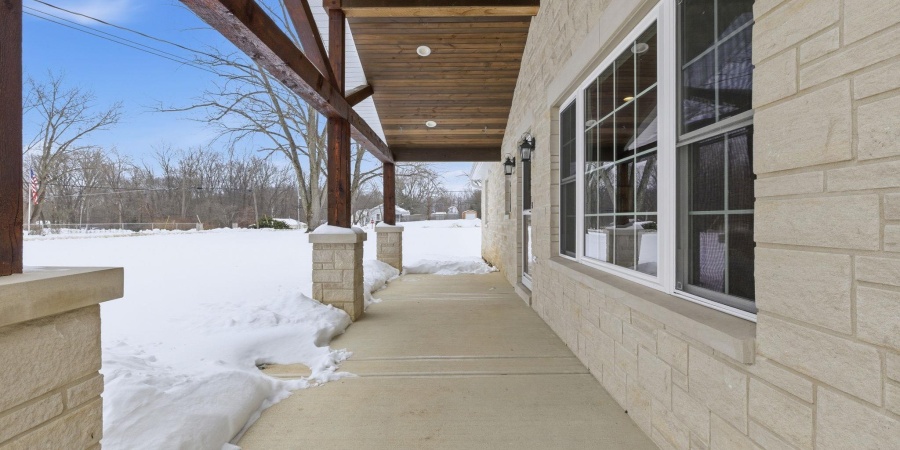 390 Hickory Heights Drive, Bedford, Indiana 47421,MLS,202603481